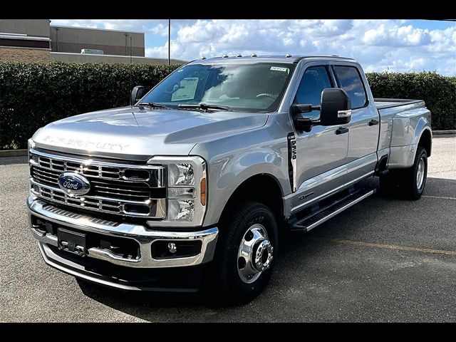 2024 Ford F-350 XLT