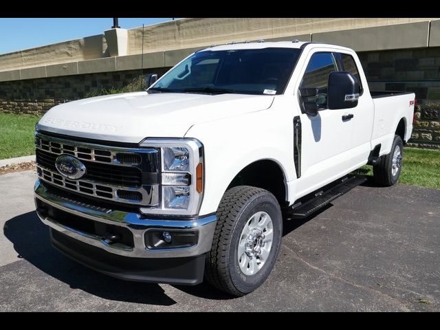 2024 Ford F-350 XLT