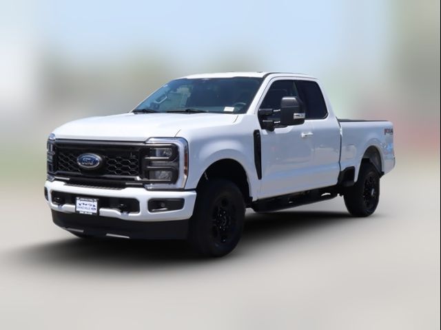 2024 Ford F-350 XLT