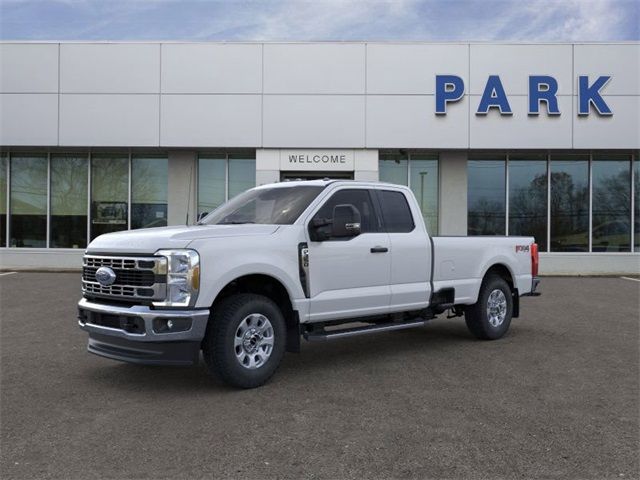 2024 Ford F-350 XLT