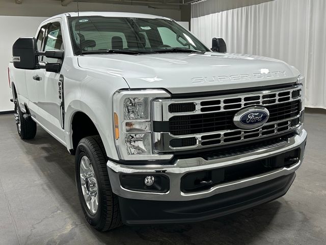 2024 Ford F-350 XLT