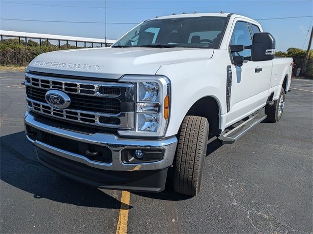 2024 Ford F-350 XLT