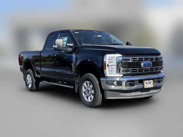 2024 Ford F-350 XLT