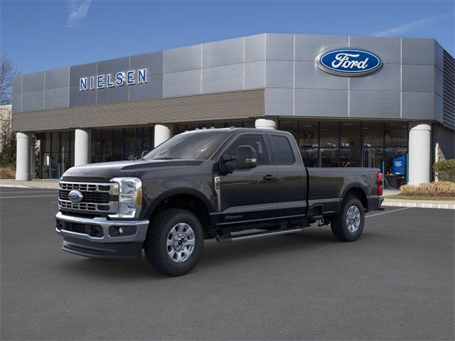 2024 Ford F-350 XLT