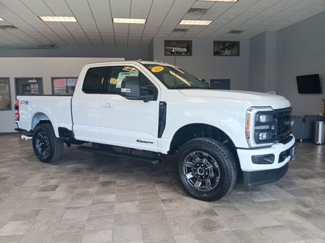 2024 Ford F-350 XLT