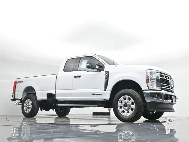 2024 Ford F-350 XLT