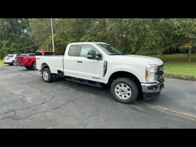 2024 Ford F-350 XLT