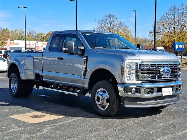 2024 Ford F-350 XLT