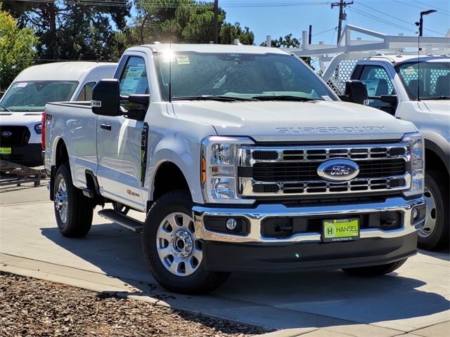 2024 Ford F-350 XLT