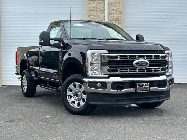 2024 Ford F-350 XLT