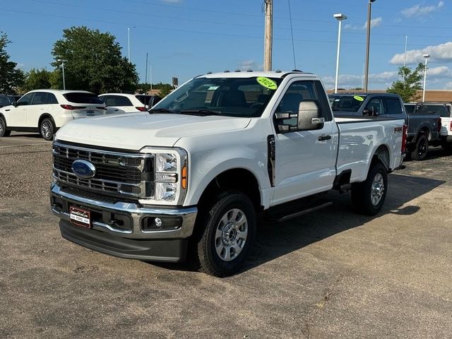 2024 Ford F-350 XLT