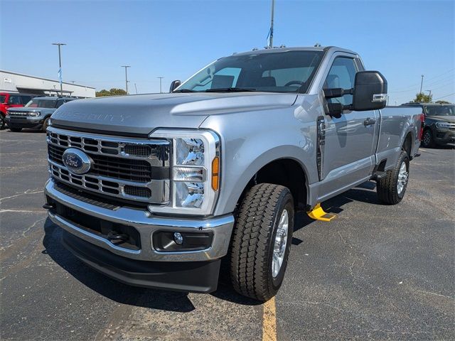 2024 Ford F-350 XLT