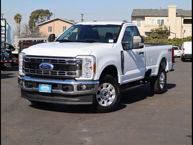 2024 Ford F-350 XLT