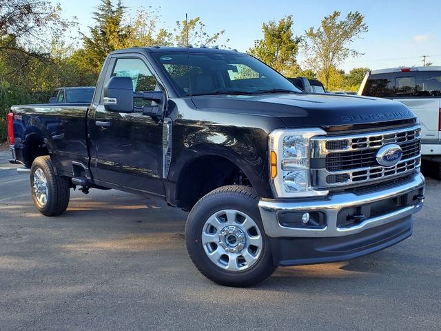 2024 Ford F-350 XLT