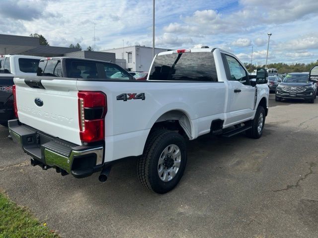 2024 Ford F-350 XLT