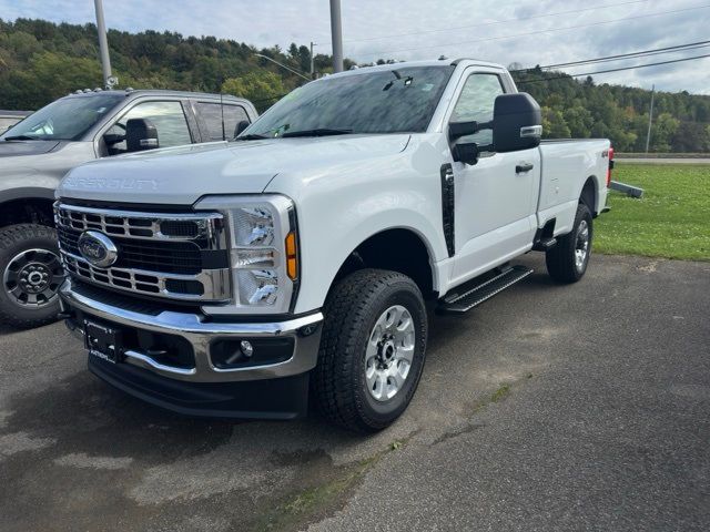 2024 Ford F-350 XLT