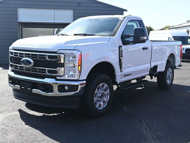 2024 Ford F-350 XLT