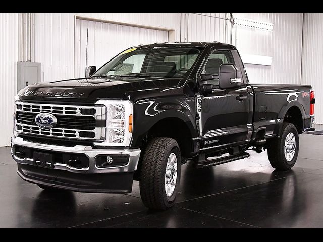 2024 Ford F-350 XLT