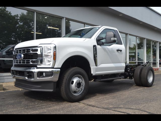 2024 Ford F-350 XL