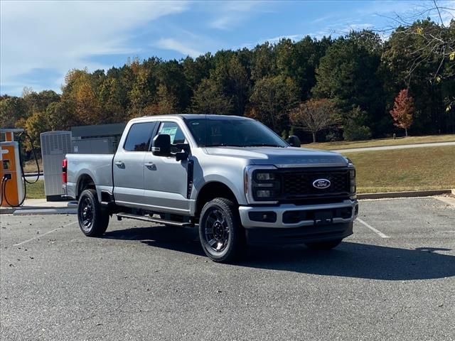 2024 Ford F-350 XLT