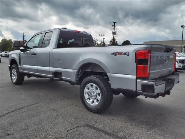 2024 Ford F-350 XLT