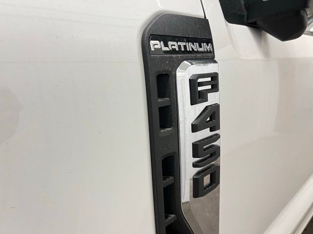 2024 Ford F-450 Platinum