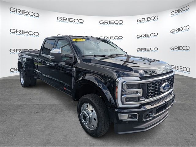 2024 Ford F-450 Limited