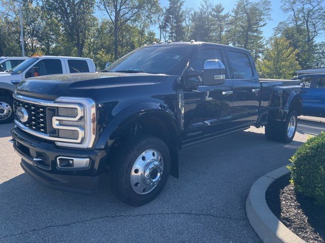 2024 Ford F-450 Platinum