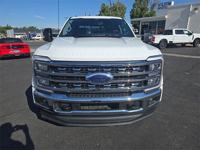 2024 Ford F-450 Lariat