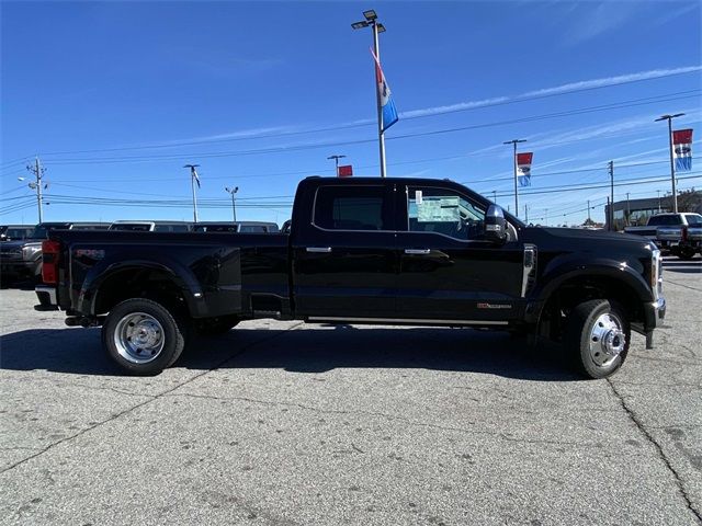 2024 Ford F-450 Lariat