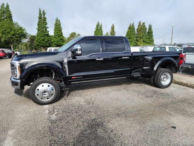 2024 Ford F-450 Lariat