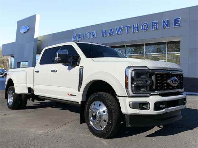 2024 Ford F-450 Limited