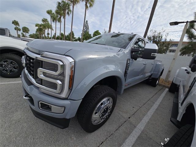 2024 Ford F-450 Limited