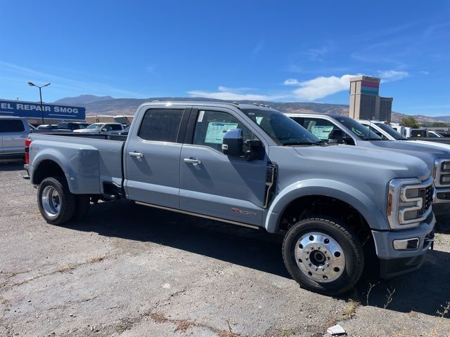 2024 Ford F-450 Limited