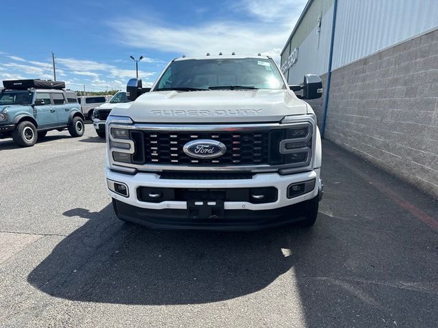 2024 Ford F-450 Limited