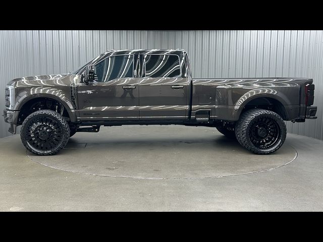 2024 Ford F-450 Limited