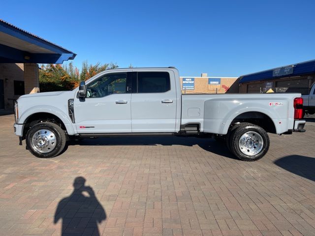 2024 Ford F-450 Limited