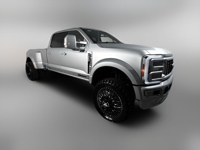 2024 Ford F-450 Platinum