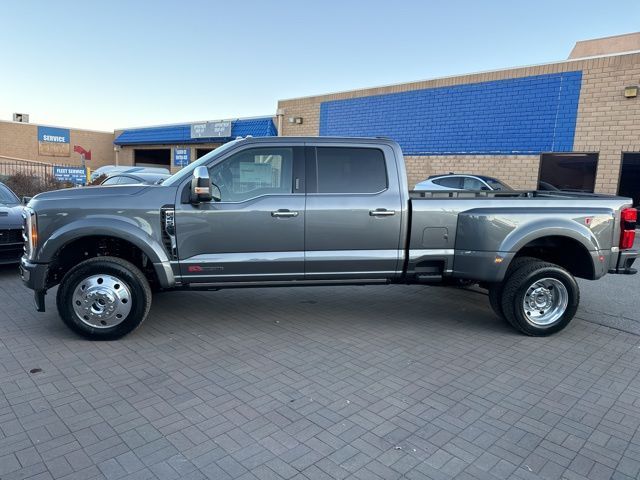 2024 Ford F-450 Platinum