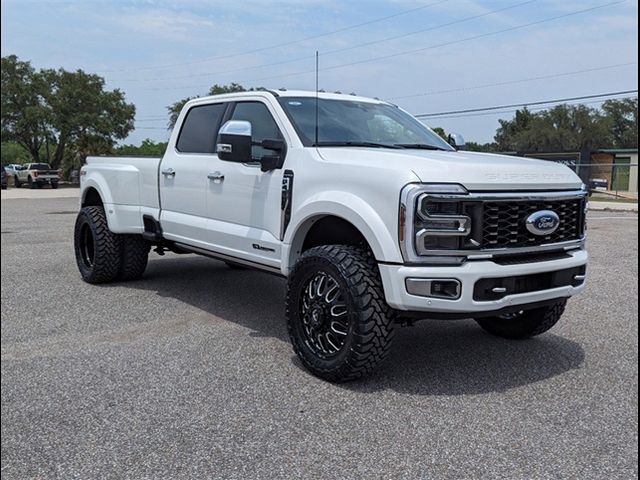 2024 Ford F-450 Platinum