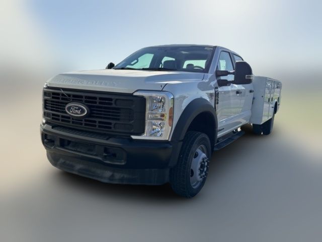 2024 Ford F-550 