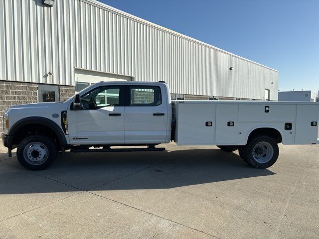 2024 Ford F-550 