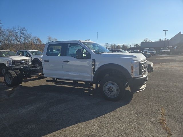 2024 Ford F-550 