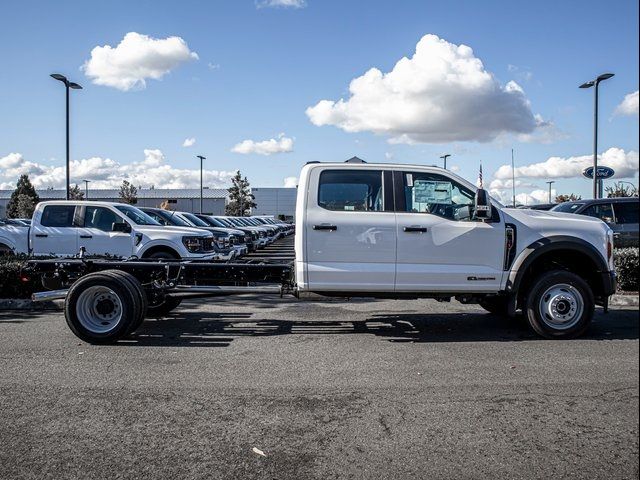 2024 Ford F-550 