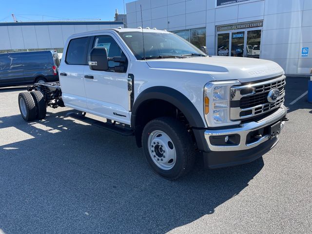 2024 Ford F-550 