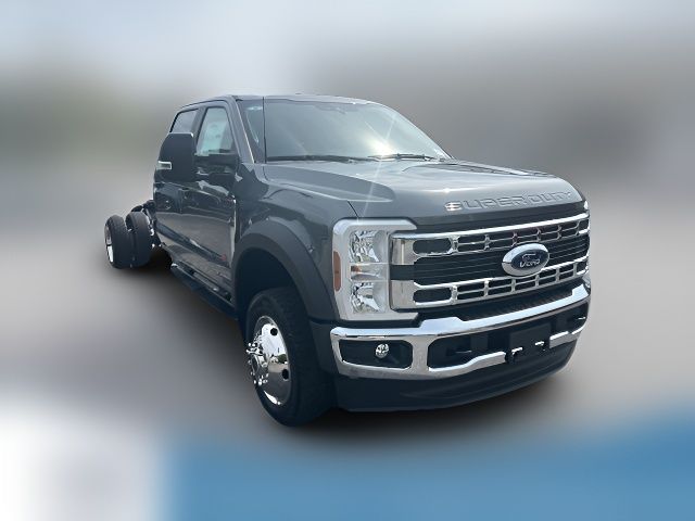 2024 Ford F-550 