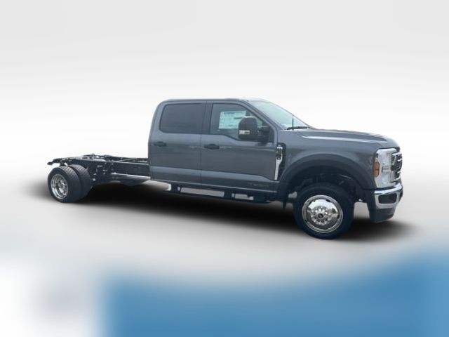 2024 Ford F-550 