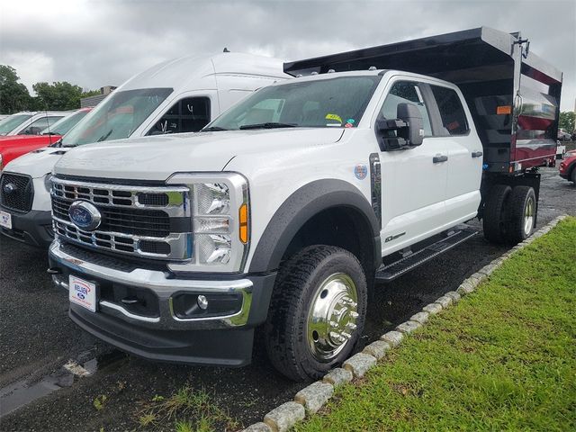 2024 Ford F-550 