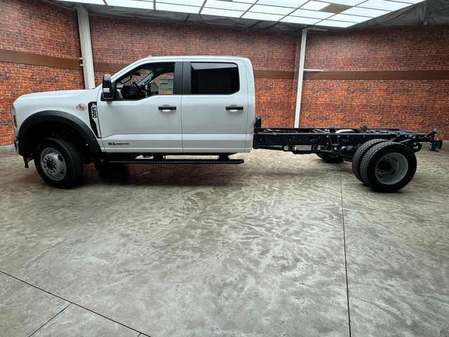 2024 Ford F-550 