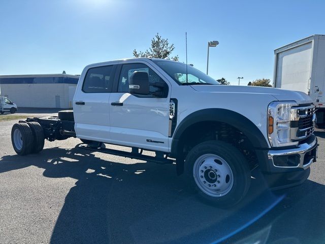 2024 Ford F-550 